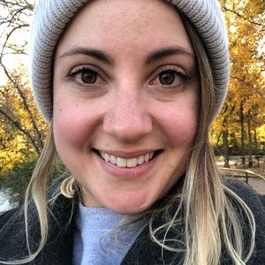 Meet your Posher, Andrea